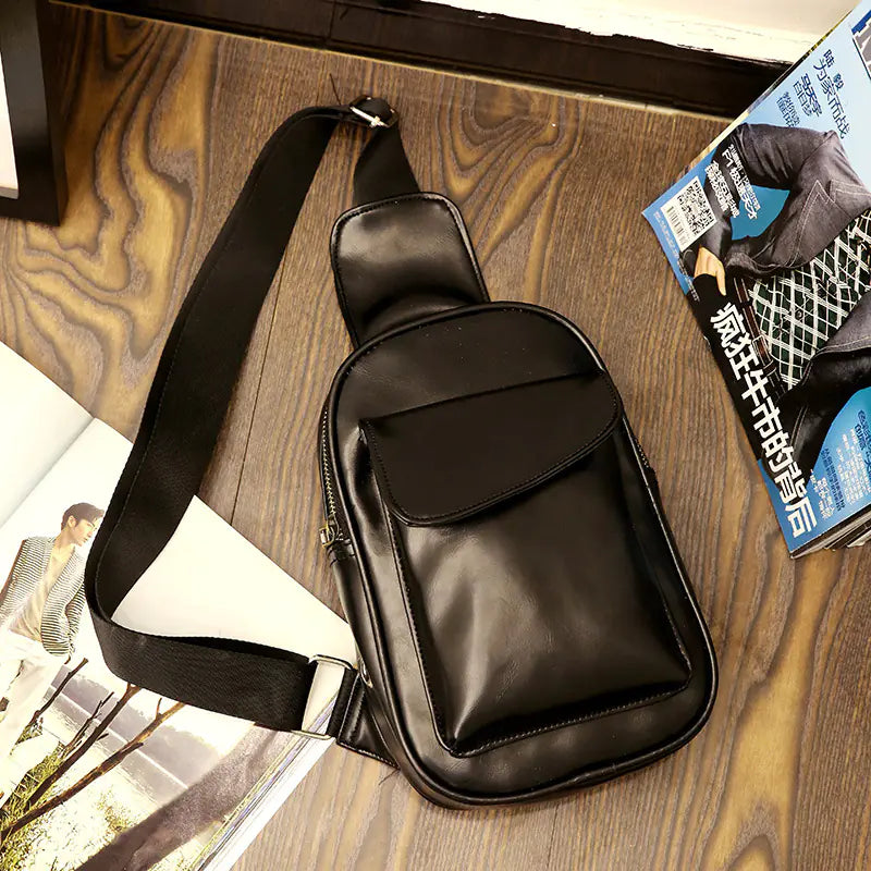 Men's Retro Waxed Leather Waterproof Chest Bag
