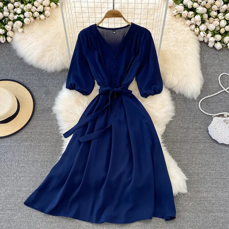 2022 Summer Vintage V-Neck Waist Tie Maxi Dress