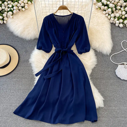 2022 Summer Vintage V-Neck Waist Tie Maxi Dress