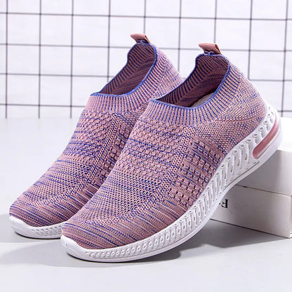 Fashionable Breathable Women's Beijing Cloth Shoes