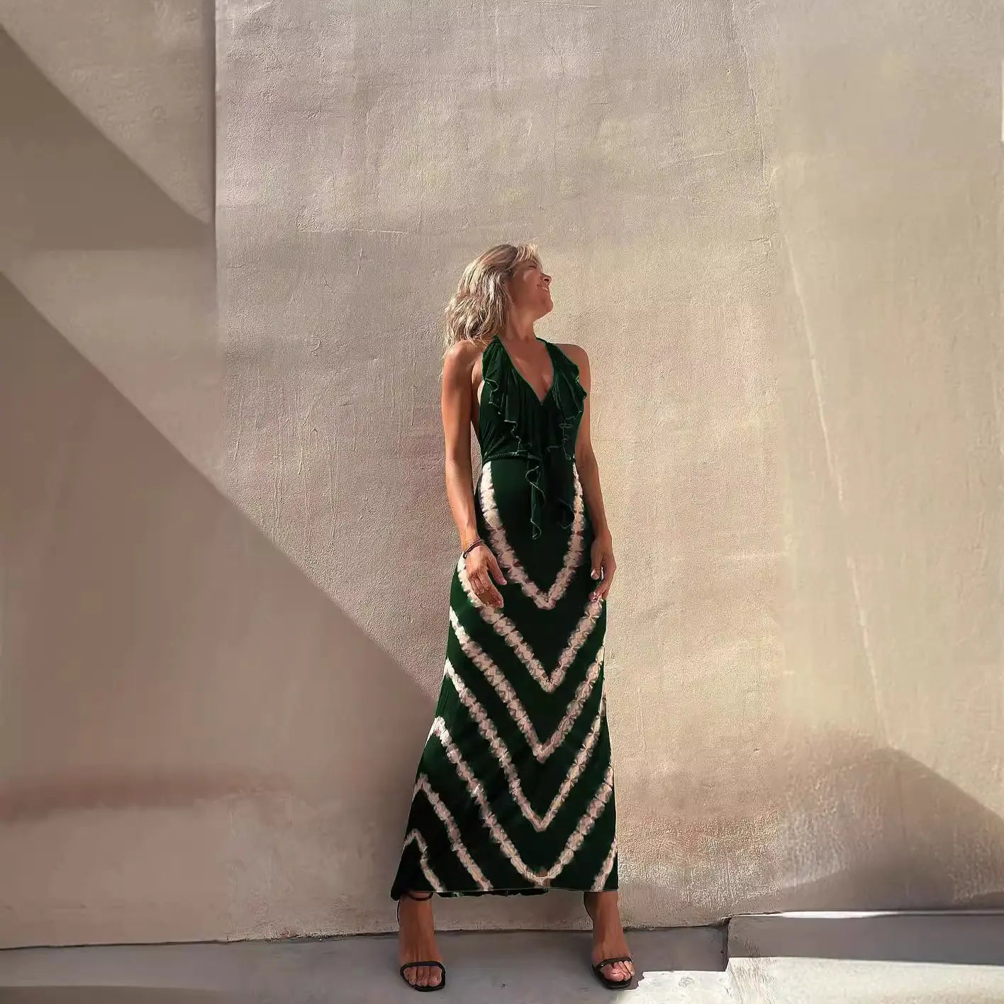 Arlette - Sleeveless V-Neck Maxi Dress with Print (One Piece)