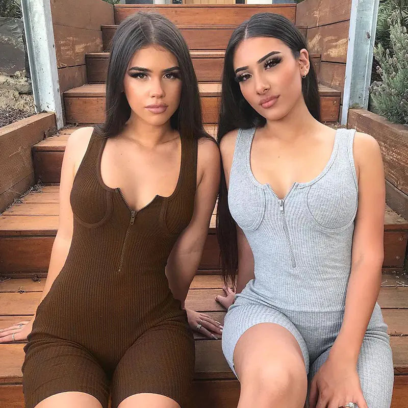 Minimalist Solid Color Sleeveless Women's Jumpsuit