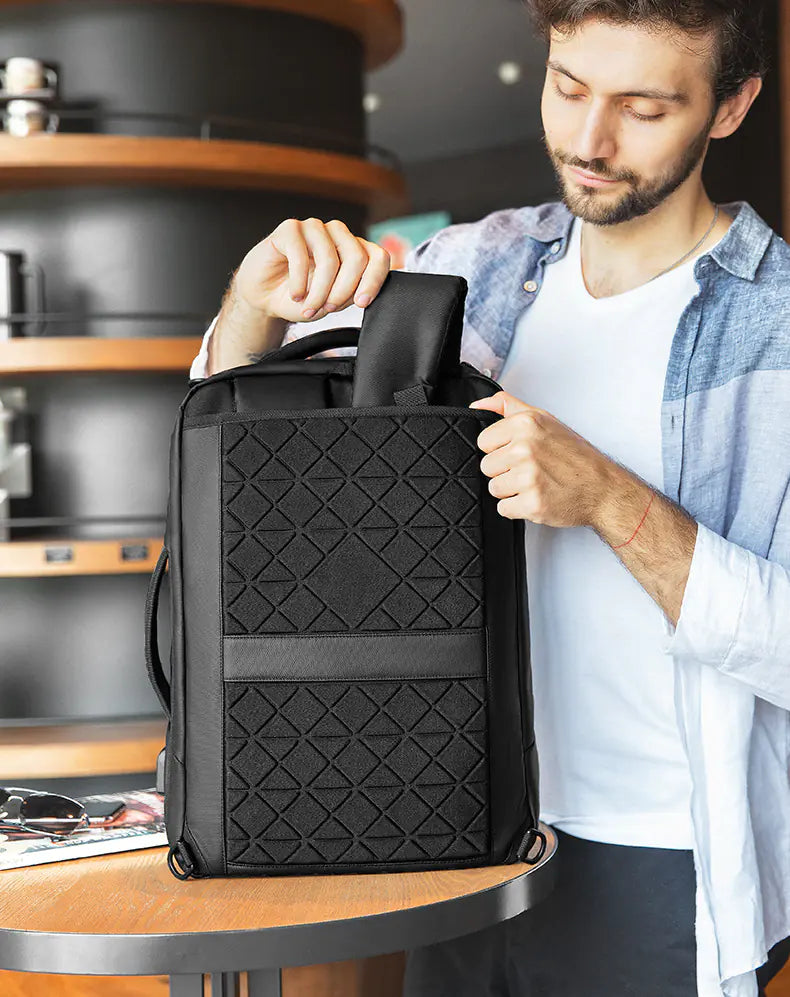 Large Capacity Anti-Theft Men's USB Charging Backpack